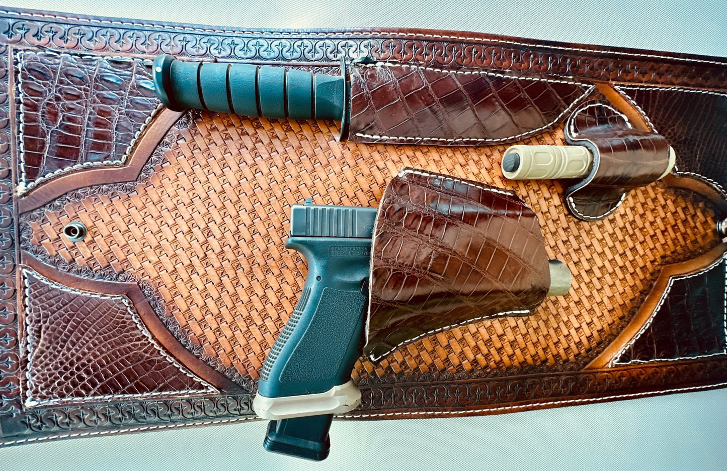 JM Alligator Gun Holster Cowboy Hat Rack Edition - JM Ranch Snap Racks