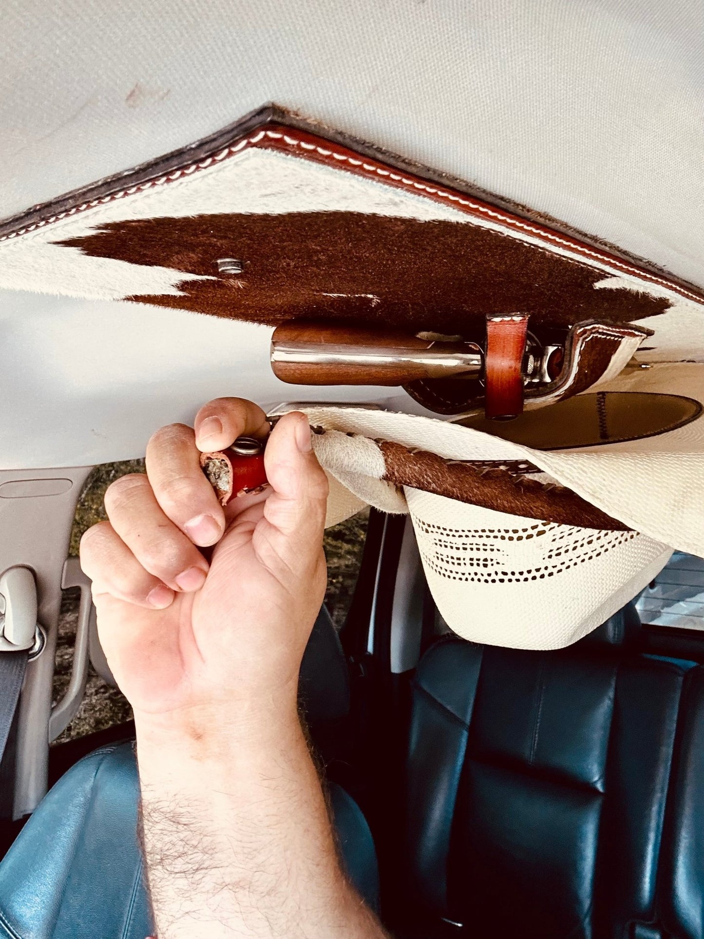 JM Paint Gun Holster Cowboy Hat Rack Edition - JM Ranch Snap Racks