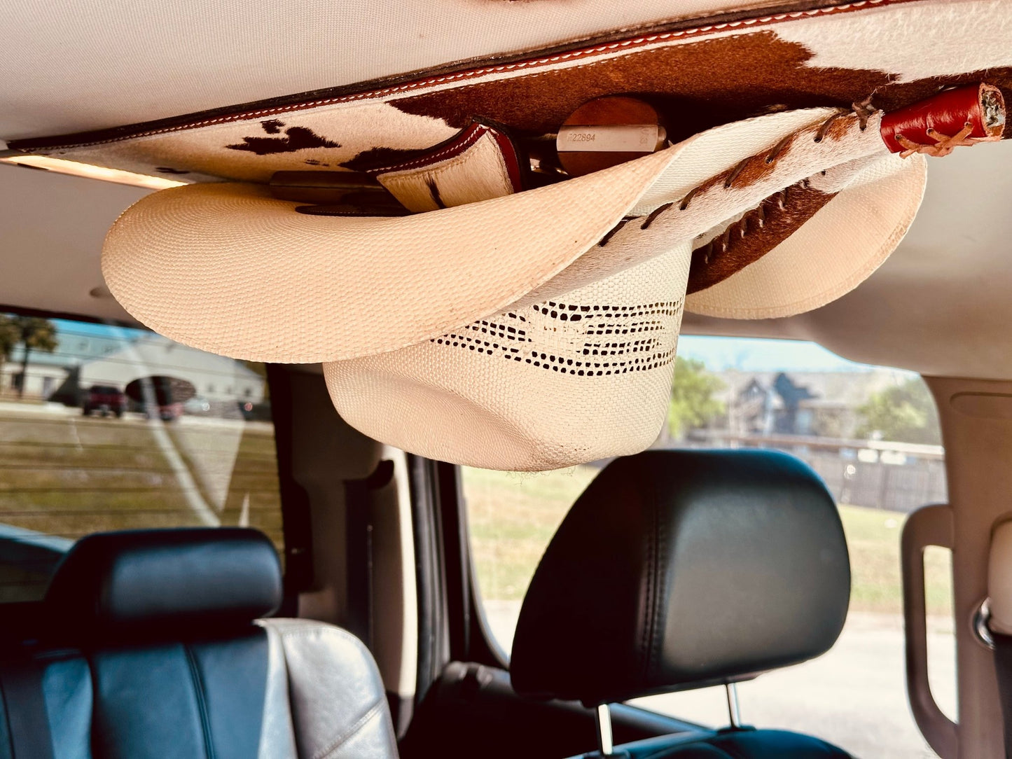 JM Paint Gun Holster Cowboy Hat Rack Edition - JM Ranch Snap Racks