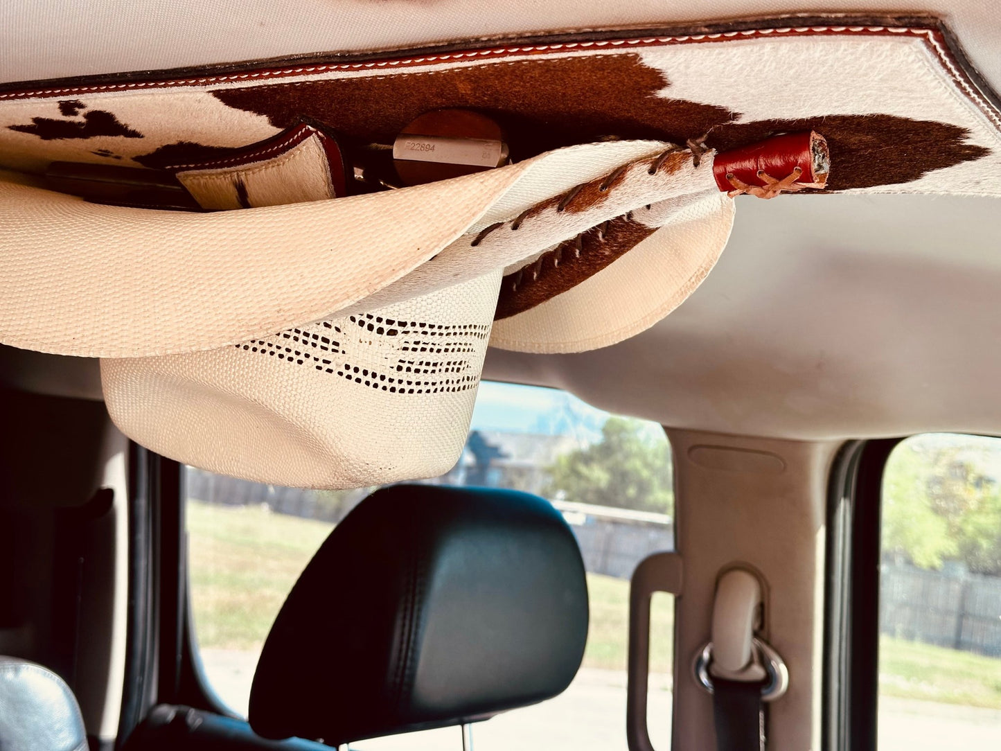 JM Paint Gun Holster Cowboy Hat Rack Edition - JM Ranch Snap Racks
