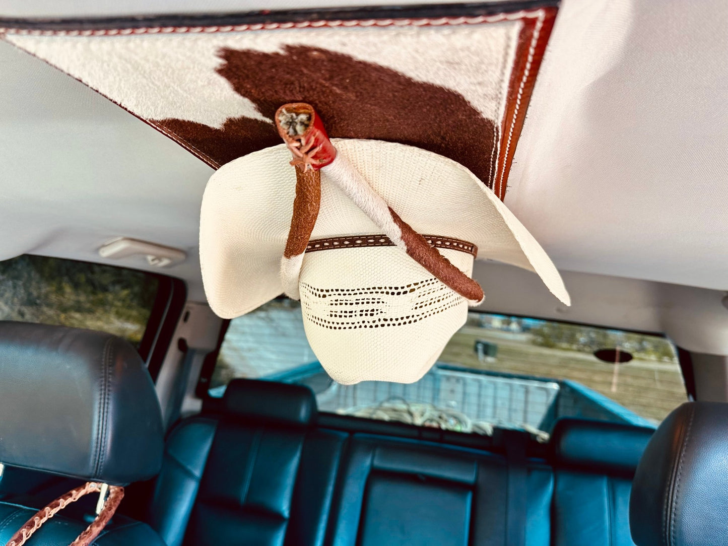 JM Paint Gun Holster Cowboy Hat Rack Edition - JM Ranch Snap Racks