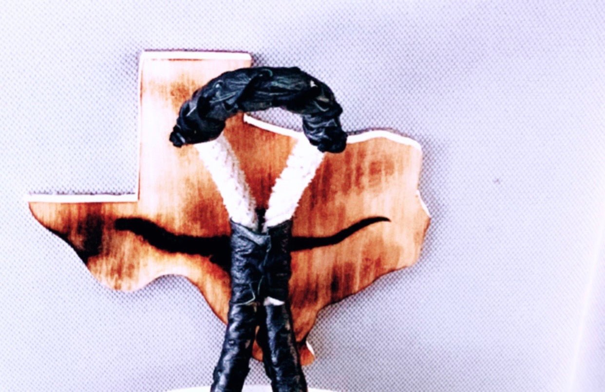JM Ostrich Black Edition Cowboy Hat Rack - JM Ranch Snap Racks