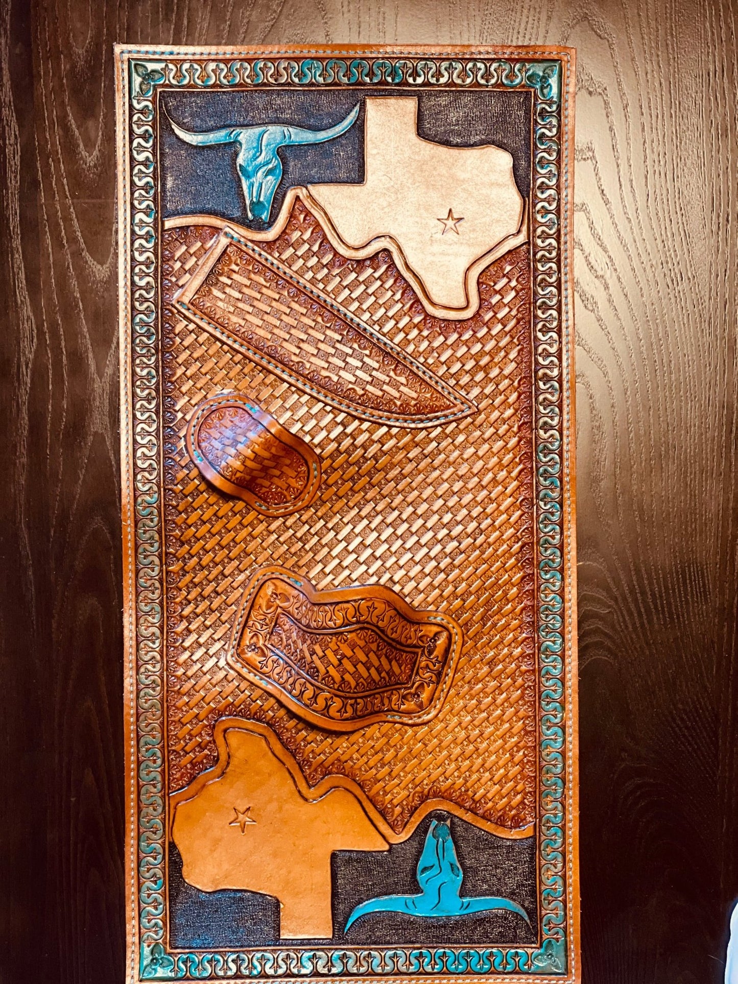 JM Texas Outlaw Edition Cowboy Hat Rack Gun Holster & Dagger Tooled Leather Mount. - JM Ranch Snap Racks