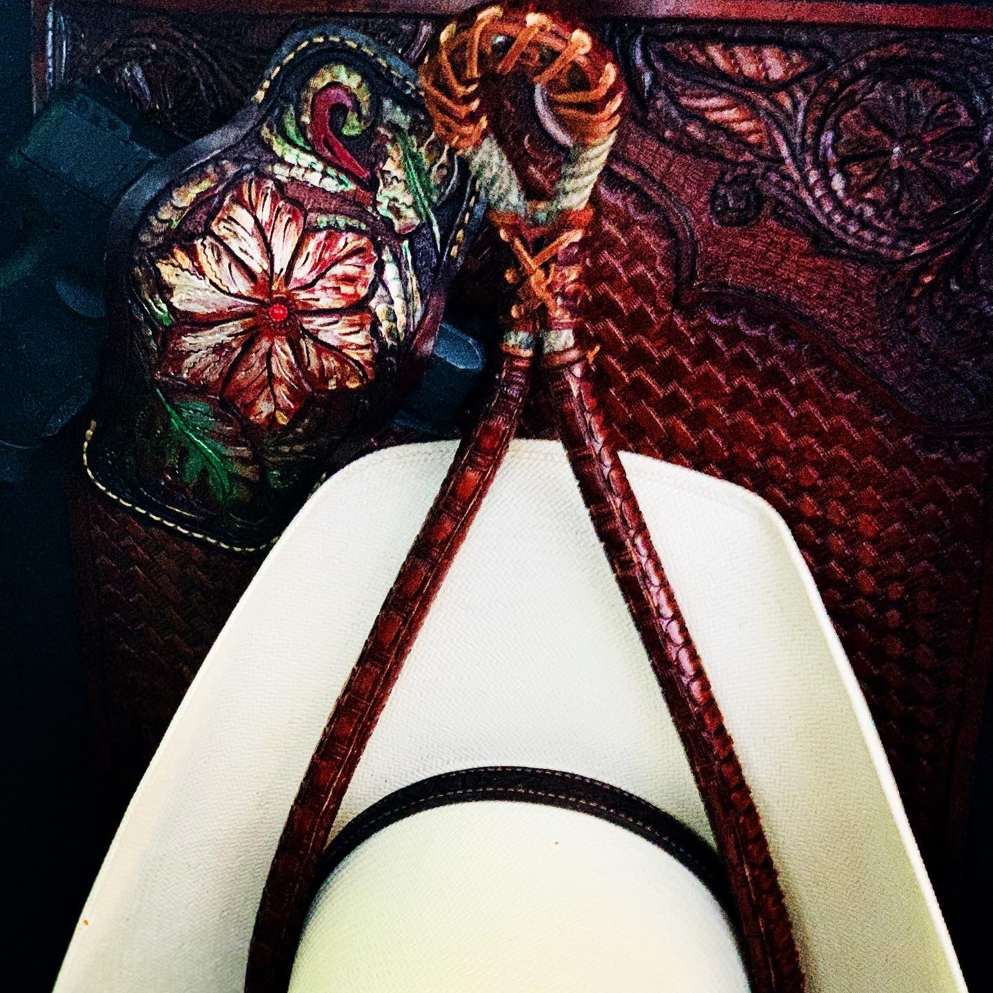 JM Tooled Serpentine Edition Cowboy Hat Rack - JM Ranch Snap Racks