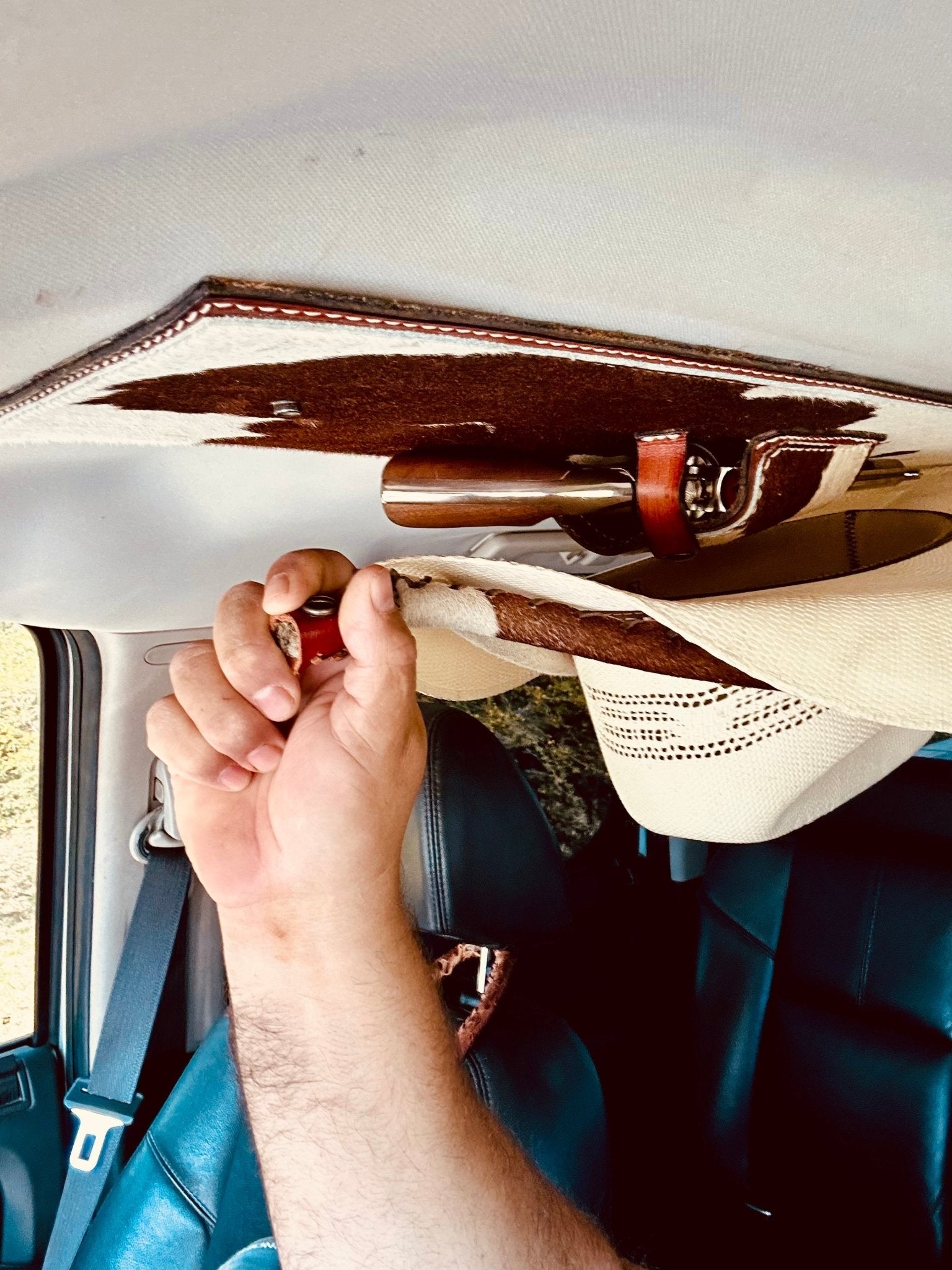 JM Paint Gun Holster Cowboy Hat Rack Edition - JM Ranch Snap Racks