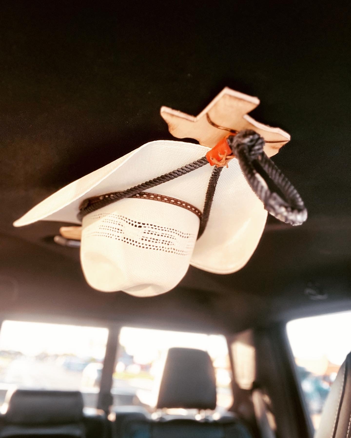 Rope cowboy hat holder for 2024 truck