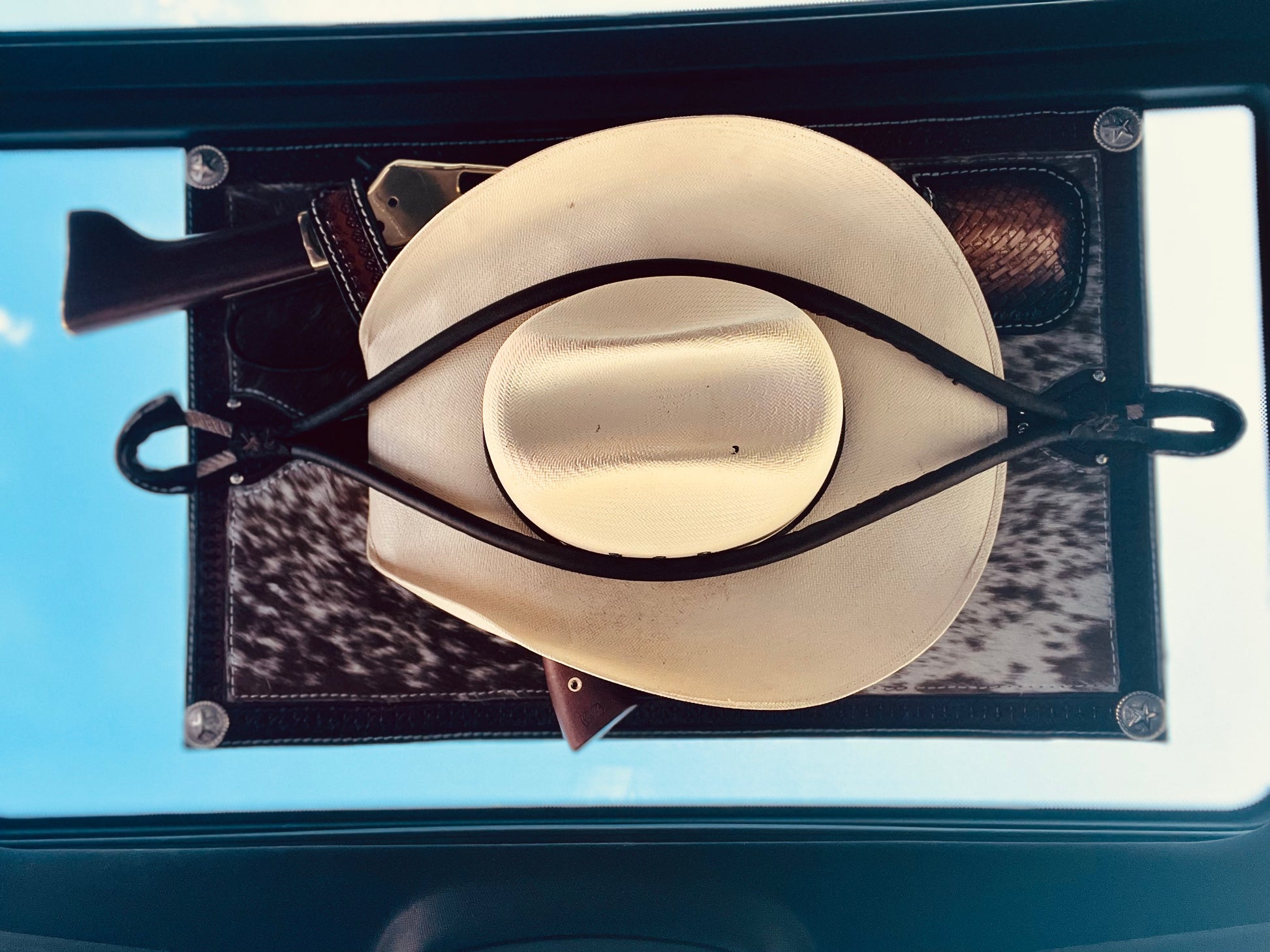 Jesse Marroquin’s Classic Old West Gun Holster Cowboy Hat Rack Edition ...