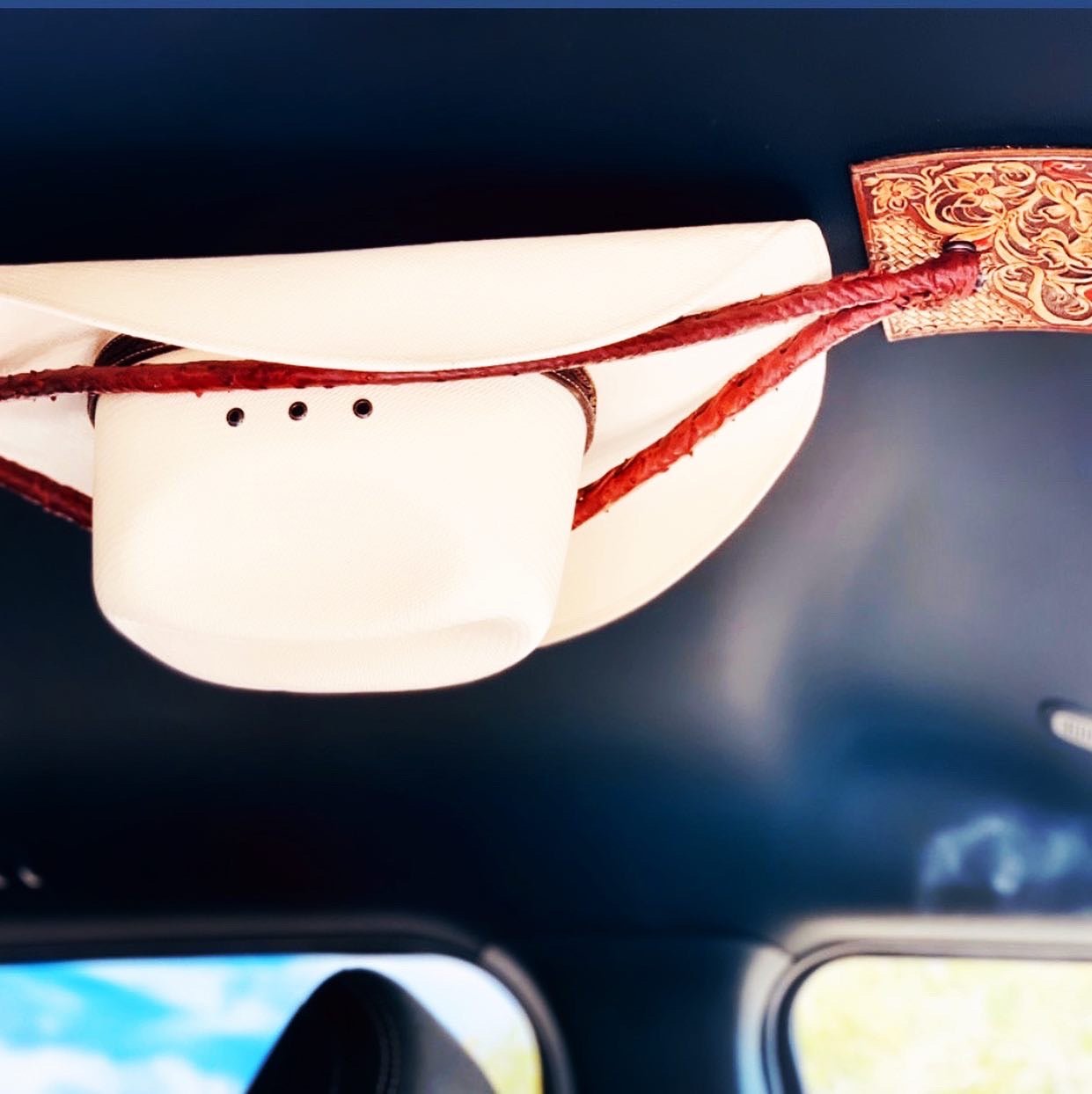 JM Brush Roper Ostrich Edition Cowboy Hat Rack – JM Ranch Snap Racks