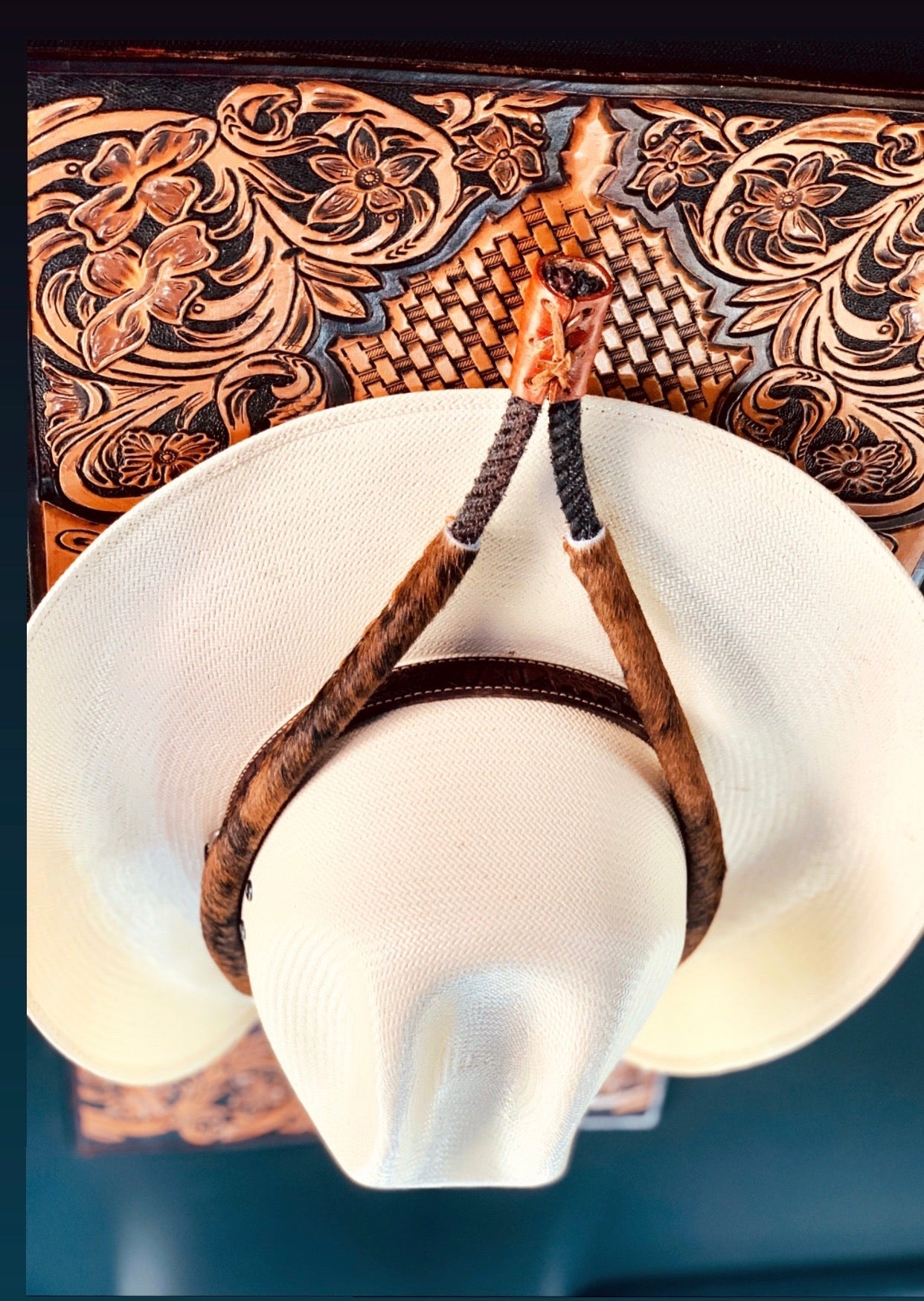 JM Texas Brindle Edition Cowboy Hat Rack - JM Ranch Snap Racks